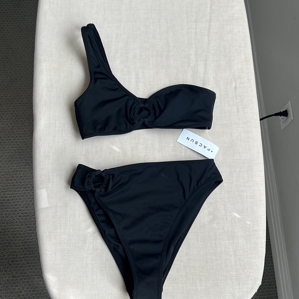 Never worn before! Pacsun one shoulder high waisted bikini size XS
